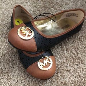 Michael Kors flats little girls size